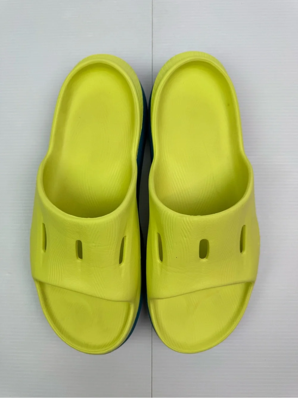 Hoka One One Ora Recovery Slide 3 Men’s 8 Women’s 11 Sandals Shoes Slip On Lime